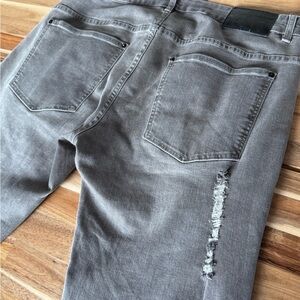 Men's 34/32 Slim Fit Distressed Gray fashion Jeans by Y&R